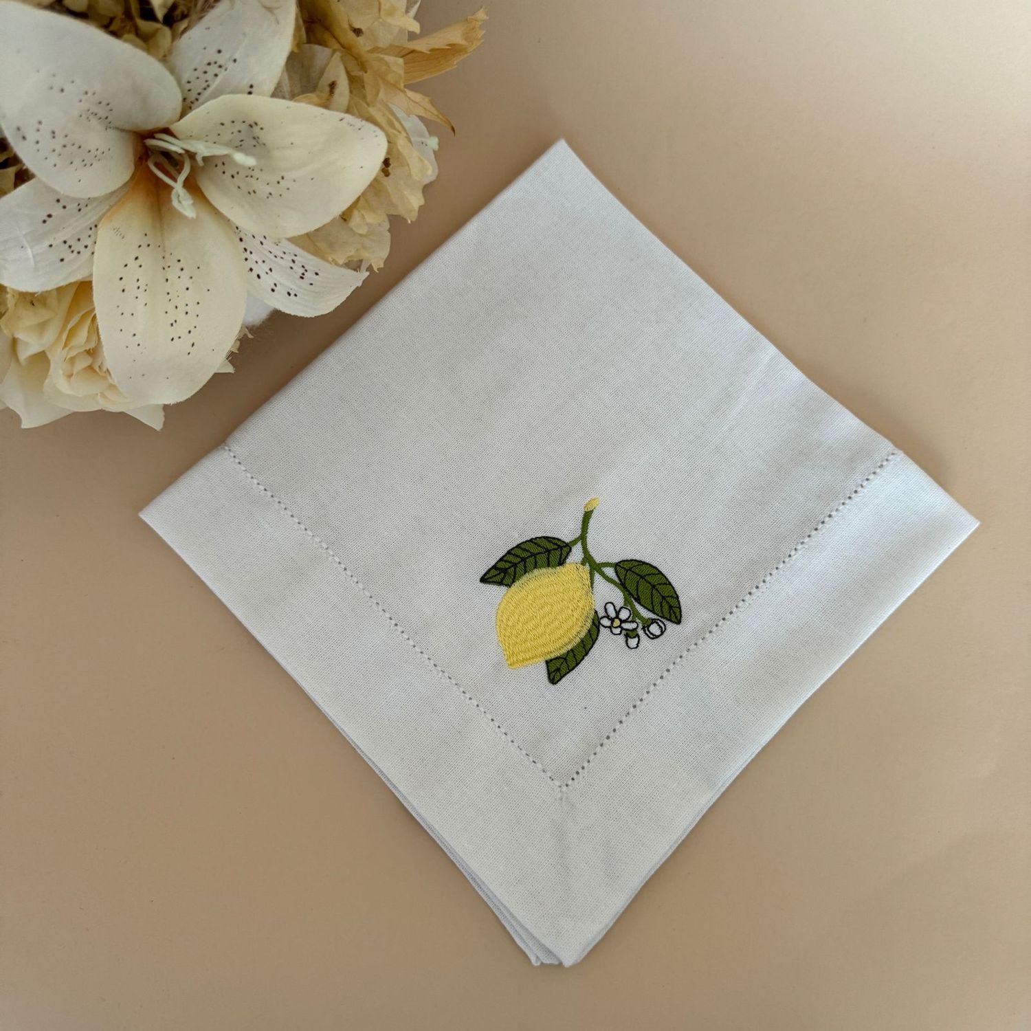 Guardanapo Linho Misto Ponto Ajour Branco Bordado Limão Premium