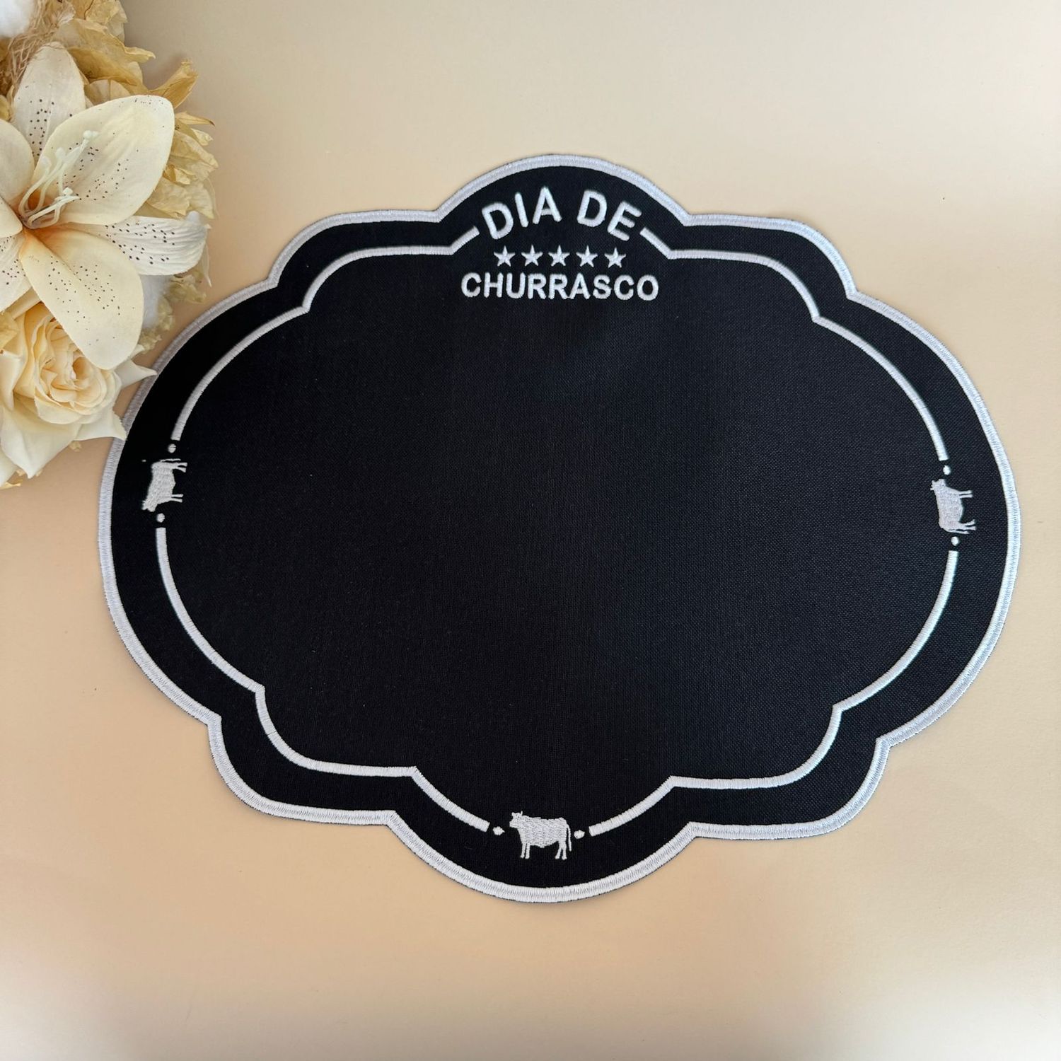 Lugar Americano Impermeável Churrasco Du Chef Preto Bordado Branco Premium