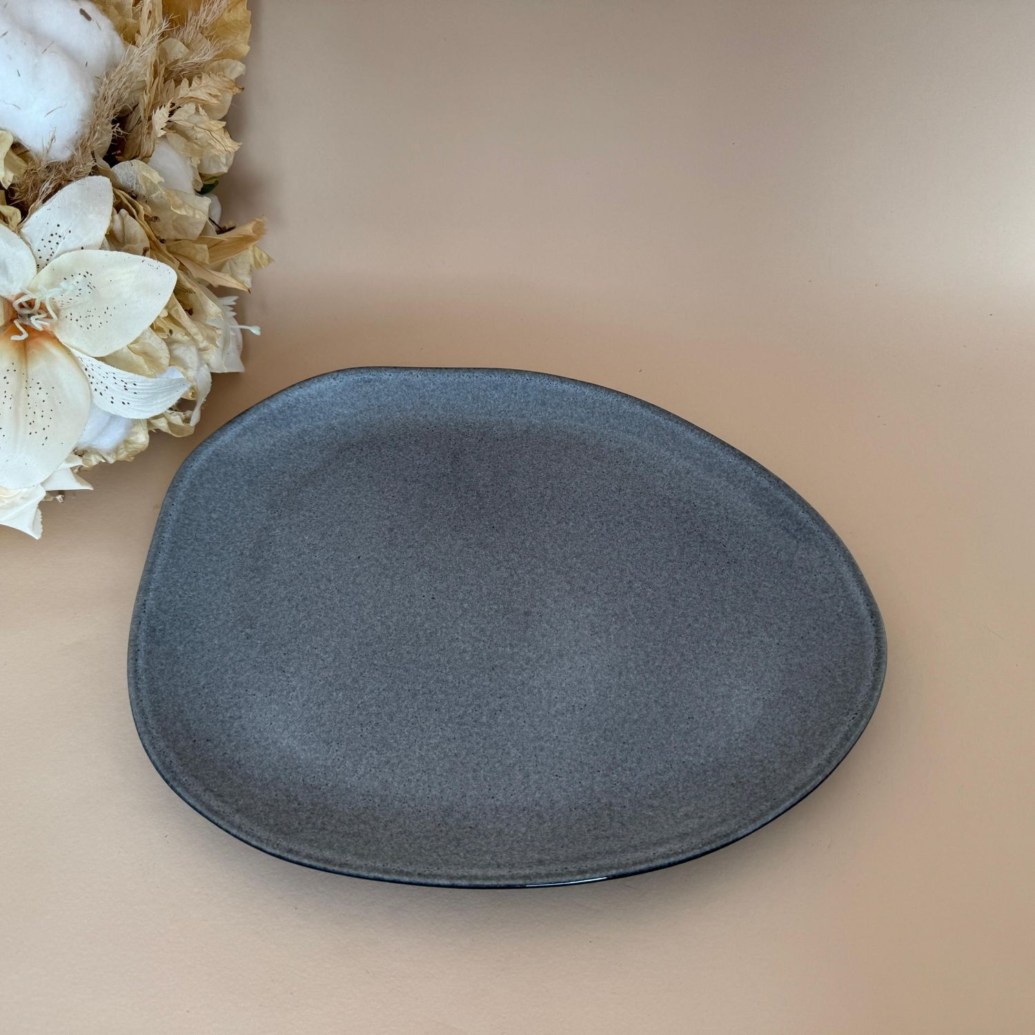 Prato raso oval Orgânico Stoneware Dust -  Urbana - Image 3